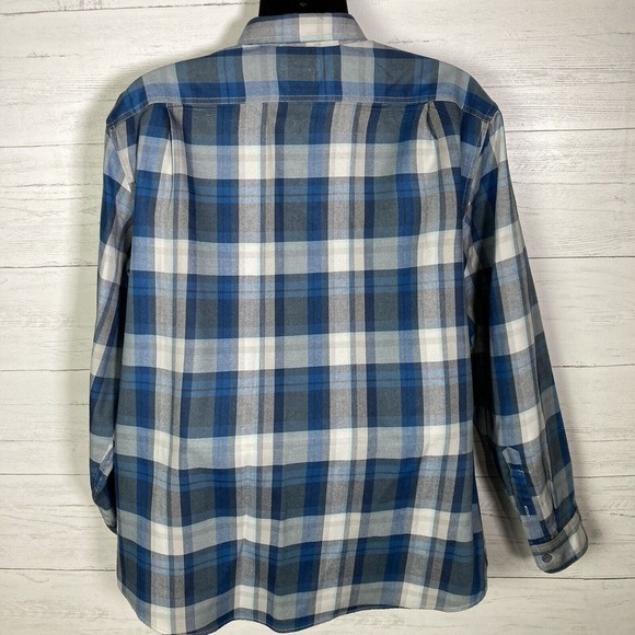 Eddie Bauer Blue Plaid Button Shirt Men’s XL Chest Pockets Outdoor Hiking - Picture 3 of 4